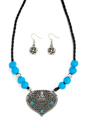 Oxidised blue cotton thread necklace