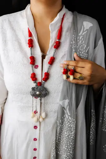 Oxidised red cotton thread necklace