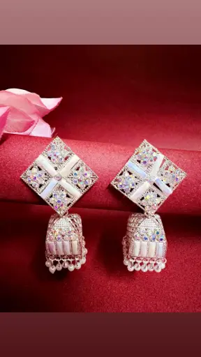 White square shape jhumk