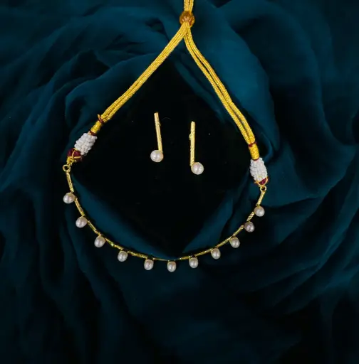 Pearl Hasli set